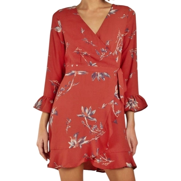 Le Lis Rusty Red Floral Dress Ruffled Wrap Side Tie 3/4 Bell Sleeves V Neck Sz S - Picture 8 of 9
